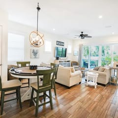 Island Pearl Oasis