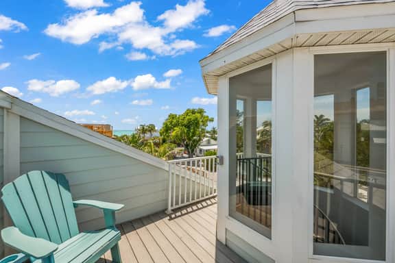 A Charming Beach Cottage on Elm